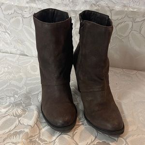 Aldo brown booties. Size 9 Great condition